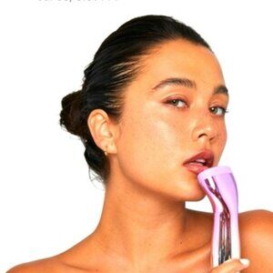Beambo The Lip Gizmo Lip Plumping Device NIB